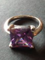 Lila Swarovski kristállyal díszített ezüstözött gyűrű